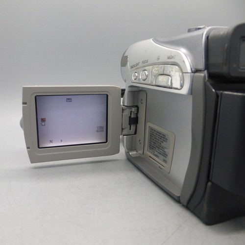 JVC GR-D240EK Handheld MiniDV Camcorder Silver Tested - Picture 4 of 10