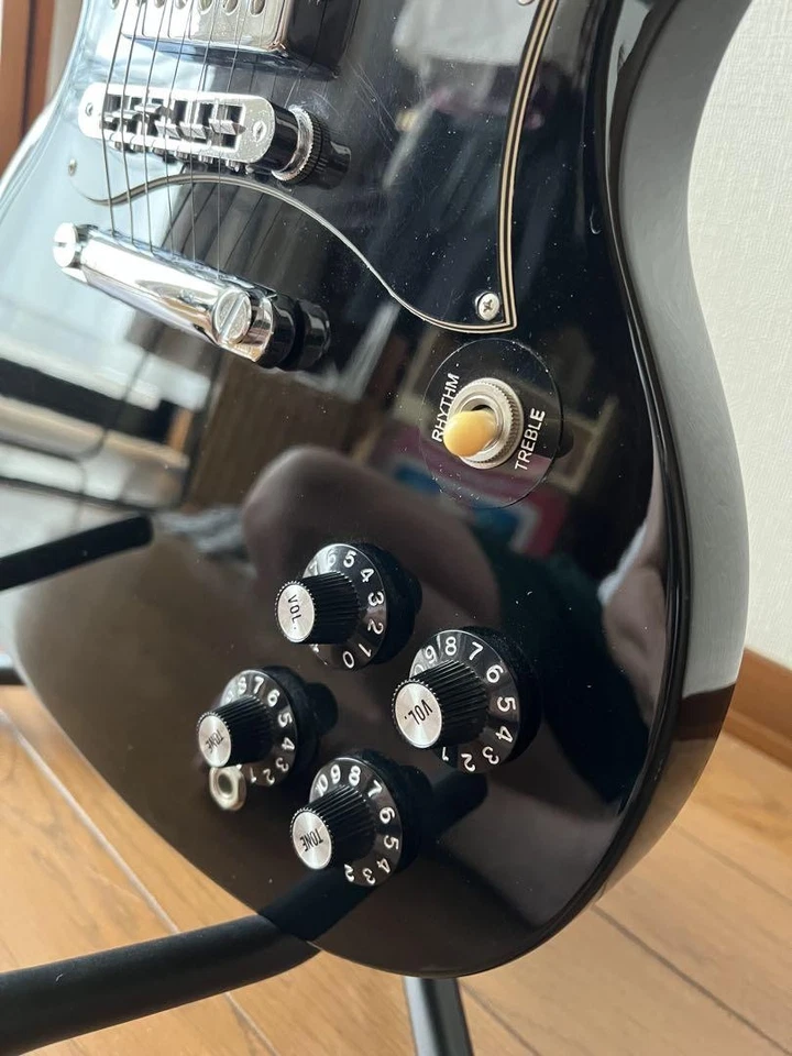 Burny Super Grade 型号 SG 型黑色带千兆包电吉他日本使用 — 第 3/4 张图片