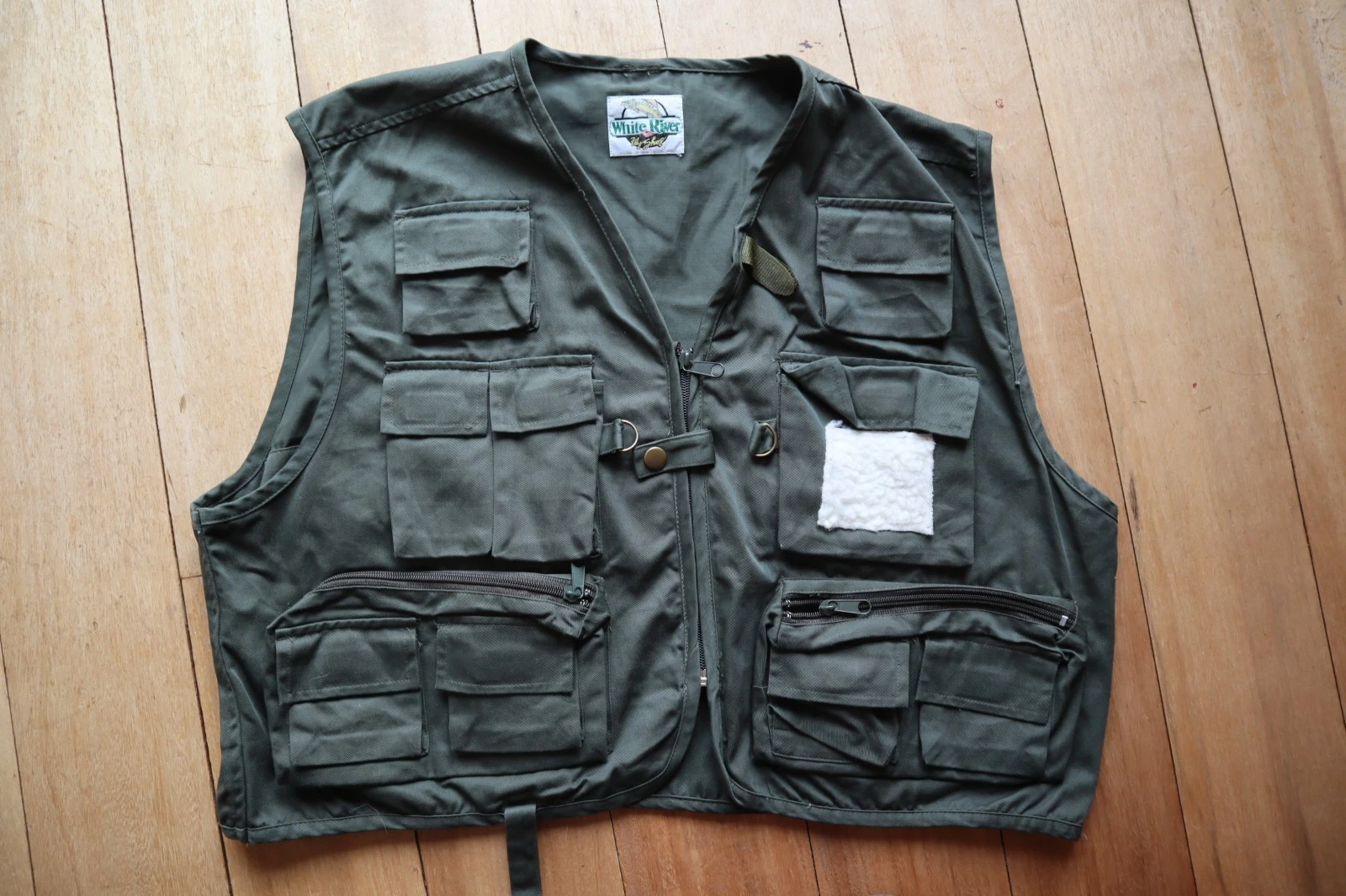 Dark Olive Green White River Zip Front Multiple Pocket Fishing Vest Woman's XL