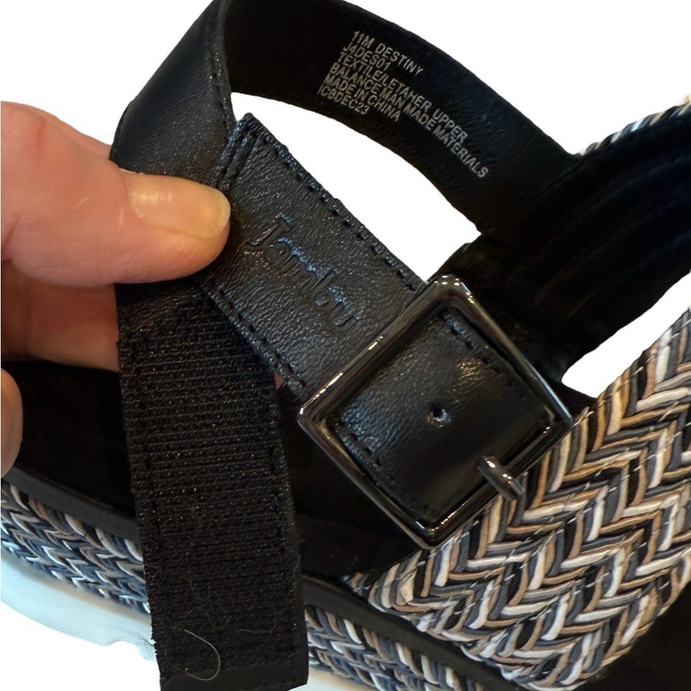 Jambu Destiny Patterned Sandals - image 8