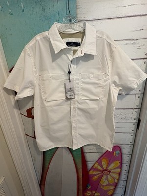 Rain Forest Men's Short Sleeved Button Up Shirt. Size Medium. White. NWT