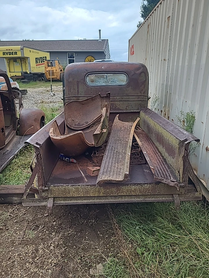 Peça de caminhão Chevy 1937 - Para-lamas, etc - Imagem 4 de 4