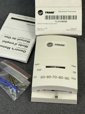 TRANE 11J13-08430 HEAT-COOL THERMOSTAT 3-WIRE 24V SPDT -NOS