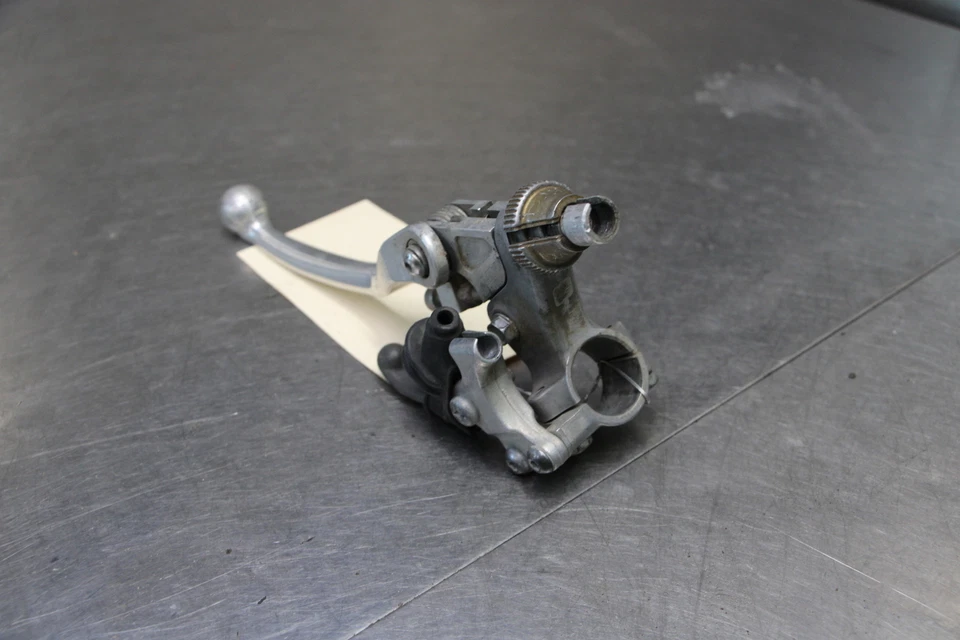 2006 Yamaha YZ250 Clutch Lever - Image 2 of 4