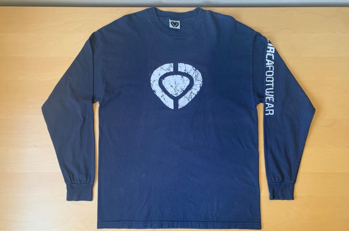 Circa Footwear Long sleeve t shirt Navy Used Mens Large L Circa Footwear Long sleeve t shirt Navy Used Mens Large L