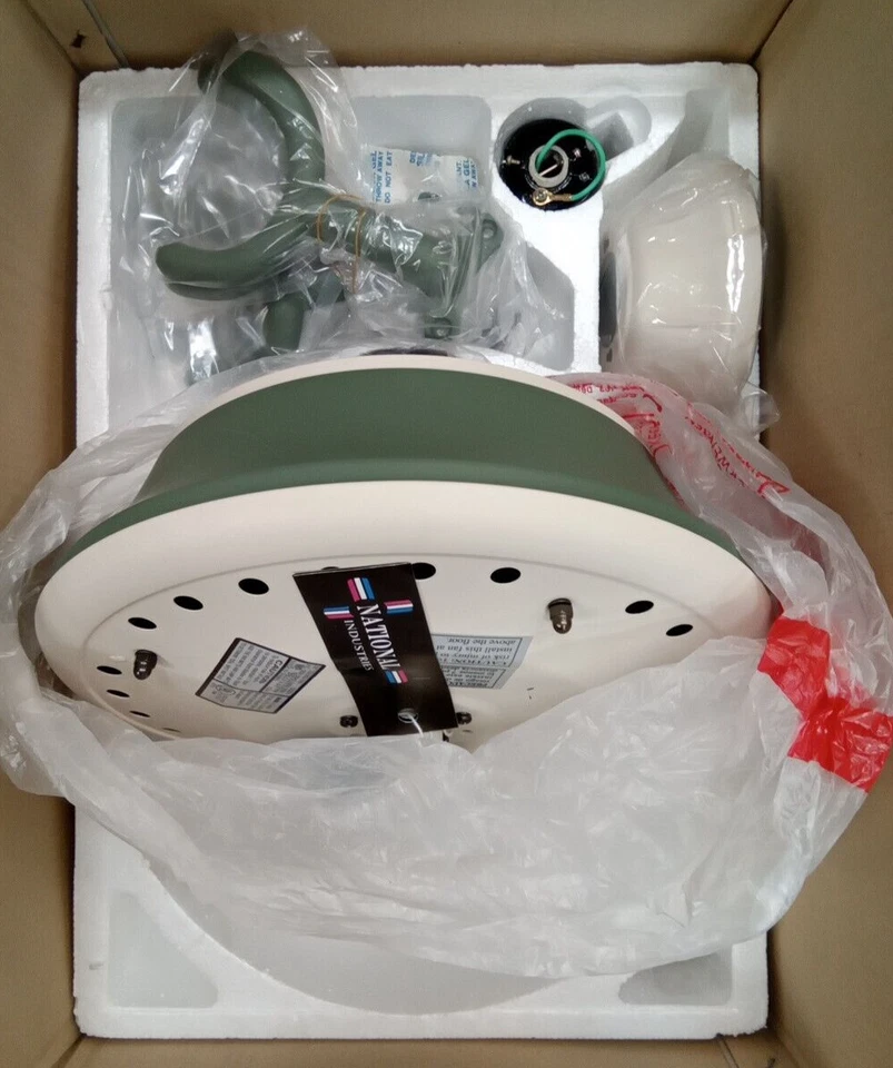 National   52" ceiling Fan OXFORD 68001/ANTI.WH/DARK GREEN/  3 REV.SPEED(B1A) - Image 2 of 4