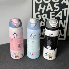 Brand new Owala Snoopy stainless steel insulated water bottle flip lock 32oz