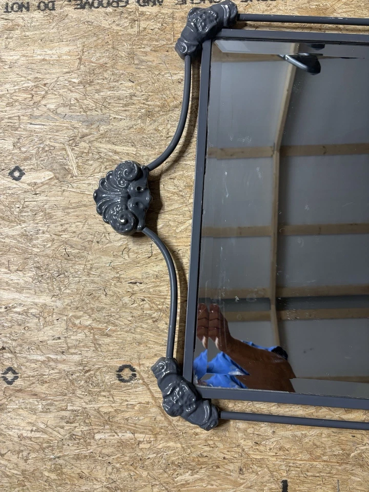 "Espejo grande antiguo de hierro fundido - 55"" de alto" Foto 4 de 4