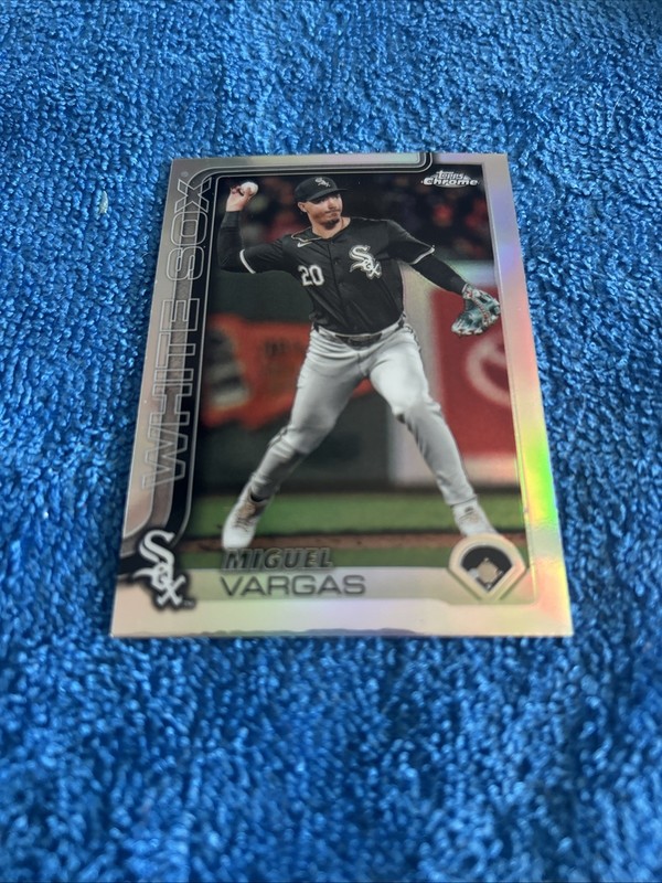 2025 Topps Chrome Miguel Vargas Silver Refractor #51