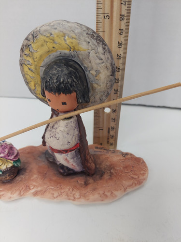 DeGrazia Figur BLUMENERNTE 1994 Vintage Goebel LESEN - Bild 9 von 10