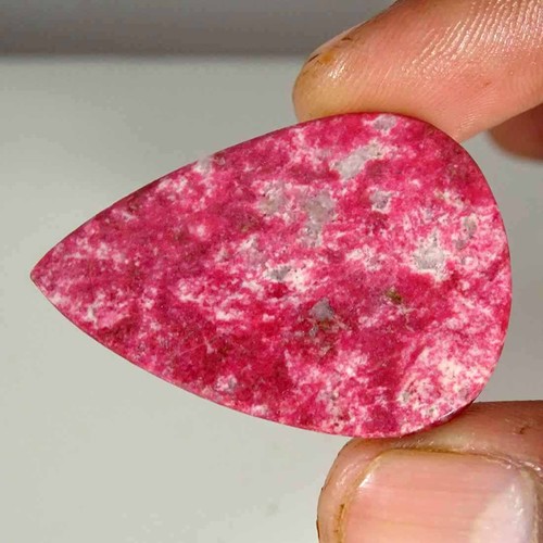 47.70Cts Natural Thulite Cabochon Loose Gemstone Pear 28x40x4mm - Picture 2 of 5
