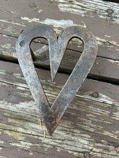 19th Century Primitive hand crafted heart Shapped wrought iron unique 4&rdquo;