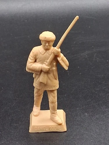 Vintage 1950s Marx Louis Marx Plastic Daniel Boone Figure 3½" Tall