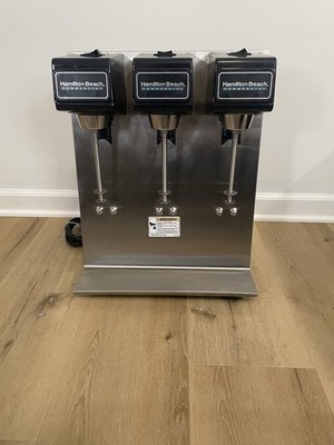 Hamilton Beach Commercial Drink Milkshake Mixer 3 Speed 3 Head Model 950 No Cups