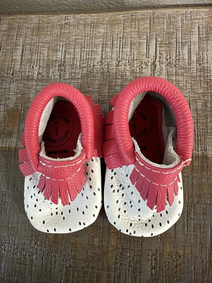 Mocassins de couro premium recém-escolhidos rosa branco preto tamanho 1 - Imagem 2 de 4