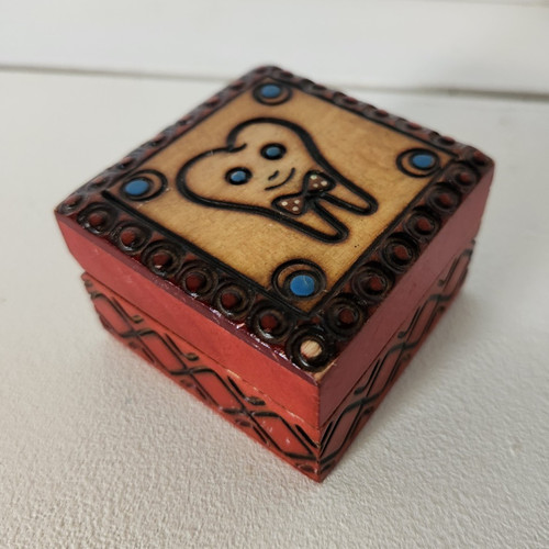 Handmade Tooth Fairy Wooden Keepsake Box Brown/Red Tooth Design Red Velvet