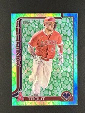 2025 Topps Series 1 - #200 Mike Trout - Holiday Parallel Los Angeles Angels