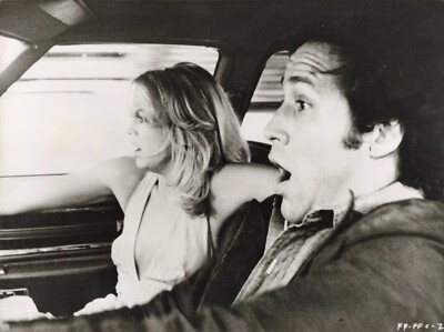 CHEVY CHASE GOLDIE HAWN FUNNY MESS CINEMA HD FILM PHOTO