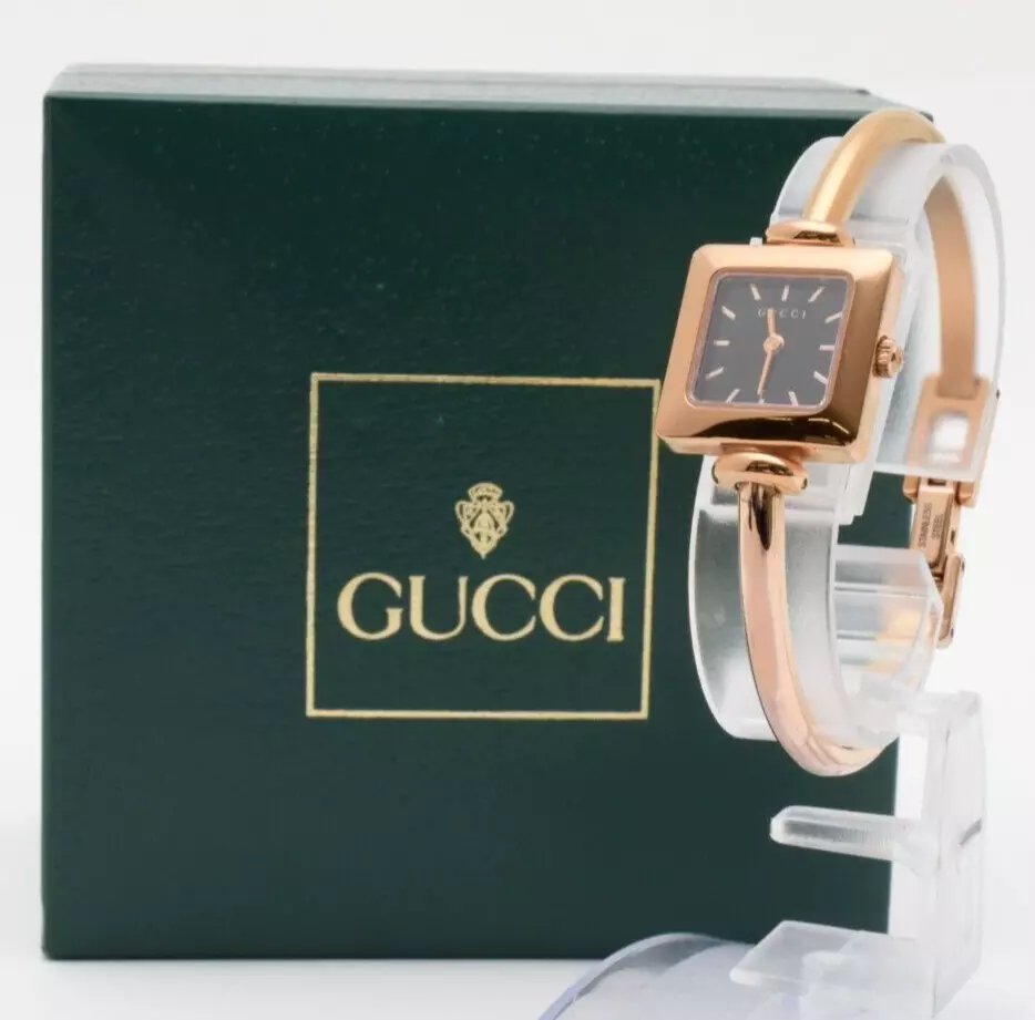 ▶️【N COMME NEUVE/boîte】Montre femme vintage GUCCI 1900L cadran noir quartz doré JAPON