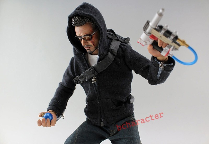 HOT TOYS MMS209 IRON MAN 3 TONY STARK THE MECHANIC 12in
