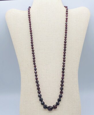 Beautiful Vtg Bohemian Red Garnet Beads Glass Necklace Weight 25.7g - 26 