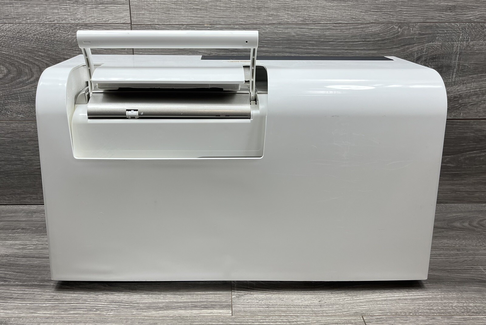 Baby Lock Ellegante 2 Sewing, Quilting And Embroidery Machine W/ Cover