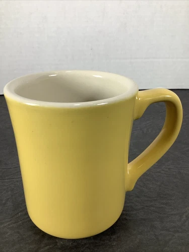McCoy®️Pottery USA Made Yellow Ceramic Coffee/ Tea Mug / Cup~8oz