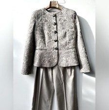 EUC Giorgio Armani Brocade Pant Suit, Wool Silk, Silver Gray, size 40, US 4
