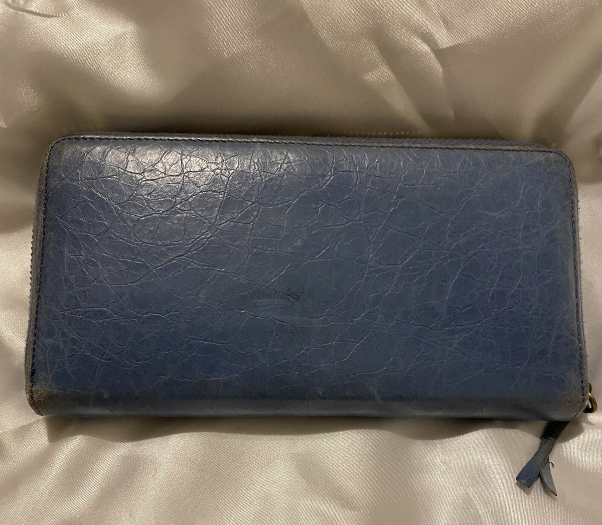小物 BALENCIAGA \"CASH CONTINENTAL WALLET Balenciaga Cash Continental Wallet | Saks Fifth Avenue