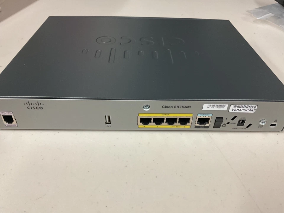 Cisco 800 Series C887VAM  Integrated Services Router brand NEW BOXED - Image 3 of 4