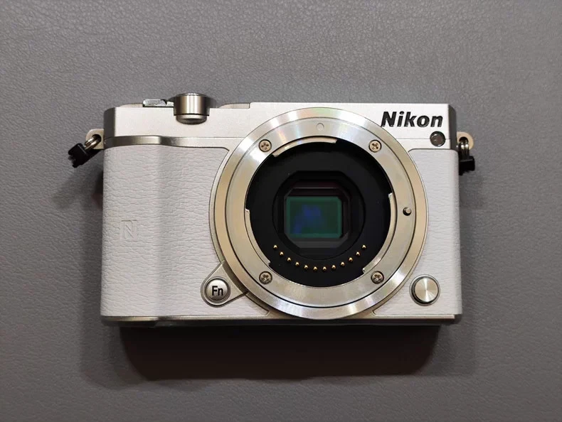 Nikon Dslr Camera Nikon 1 J5 Mirrorless Camera Kit With 10-30mm VR