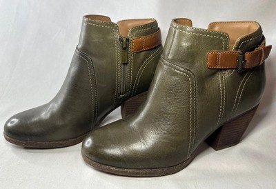 CLARKS Unstructured Bergen Dark Olive Leather Ankle Boots Brown 7.5W