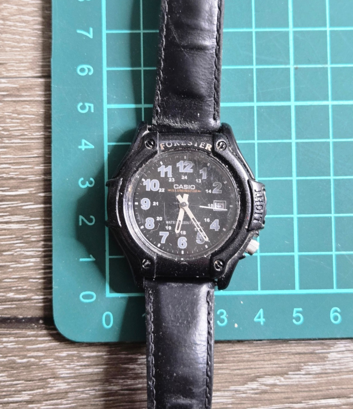Casio Forester FT500 Quartz Watch Mens Black Dial Date 100M Leather Band Tested