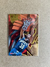 1995-96 Hoops Slamland Dell Curry #SL5