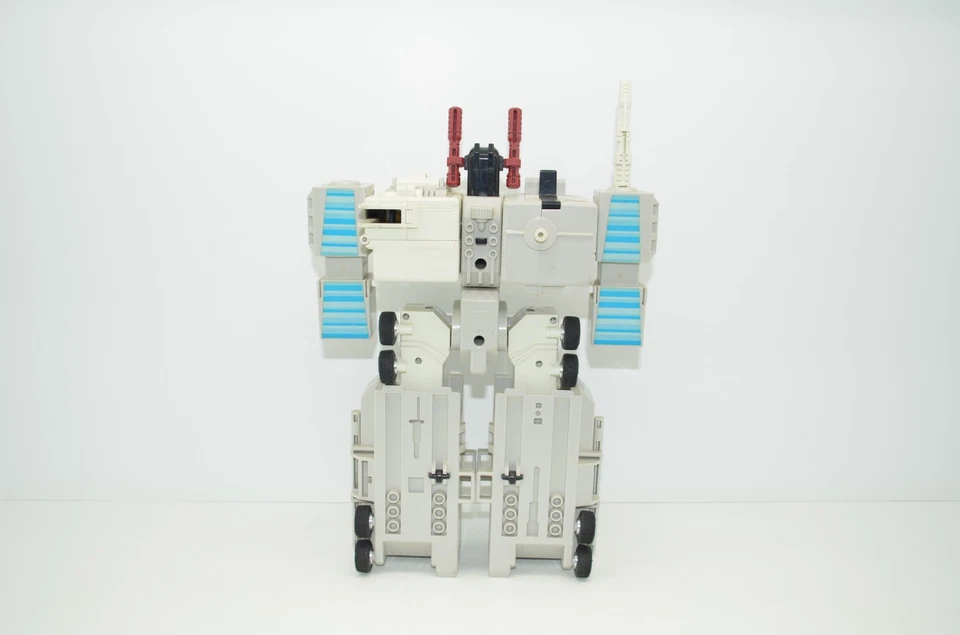1985 Metroplex Transformers G1 Autobot Battle Station Rubber Tires Hasbro NICE - Image 3 of 4