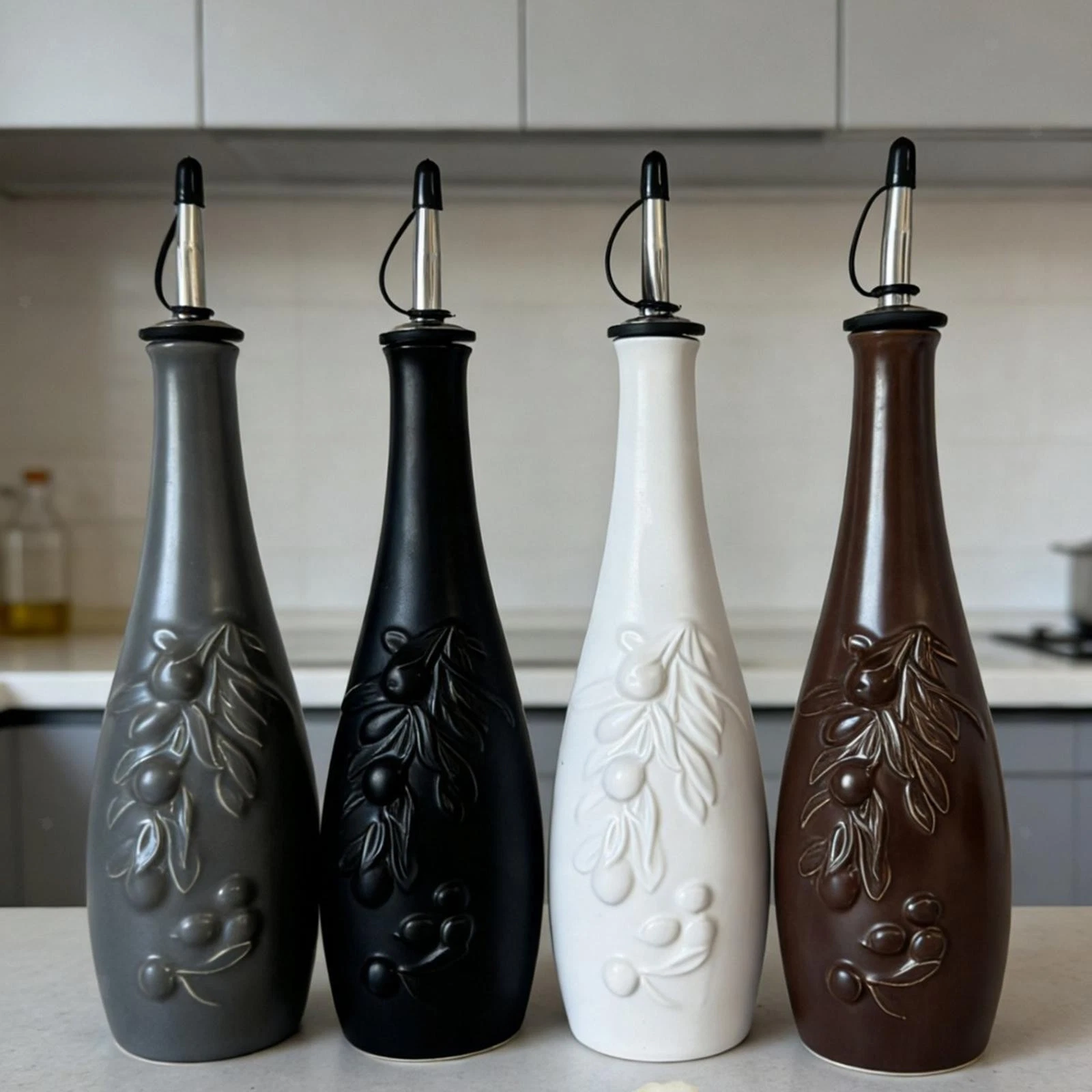 Ceramic Oil Bottle Elegant Kitchen Seasonings Container Soy Sauce Dispenser
