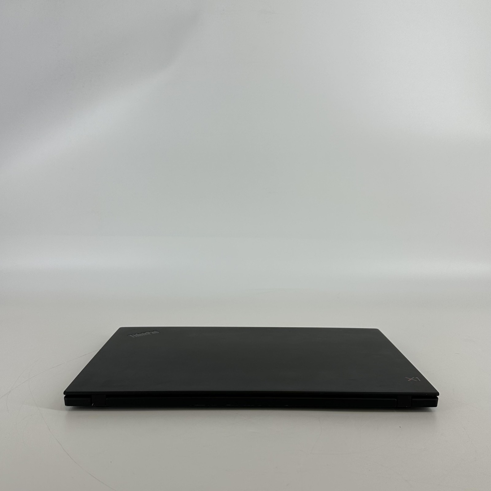 Lenovo ThinkPad X1 Carbon Gen 7 14, 14-Inch Laptop, with Intel Core i7 8th Gen., 256 GB SSD (Solid State Drive), Windows 11 Pro