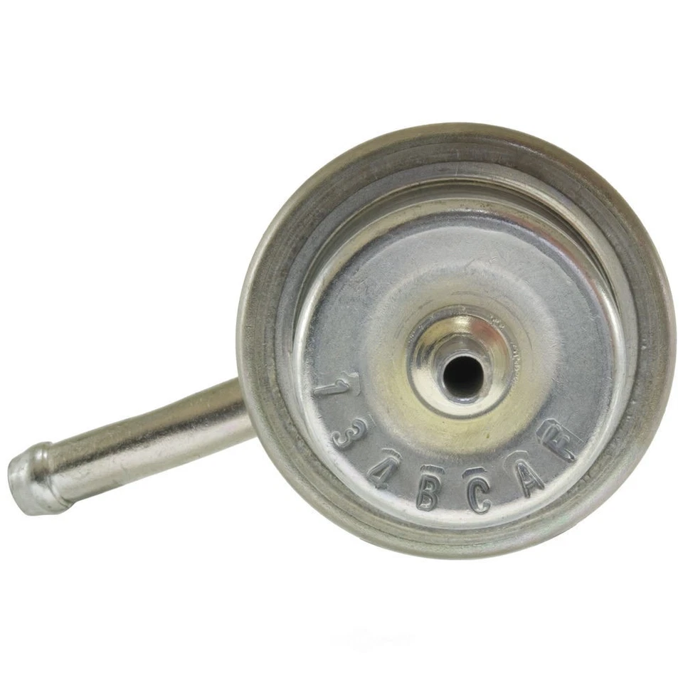 Fuel Injection Pressure Regulator WVE 5G1208 fits 1988 Isuzu Trooper 2.6L-L4 - Image 3 of 4