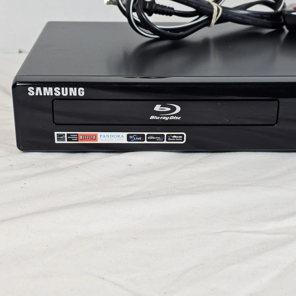 Reproductor de DVD Blu-ray Samsung BD-P1590 1080p aplicaciones WiFi con control remoto usado probado funciona Foto 2 de 4