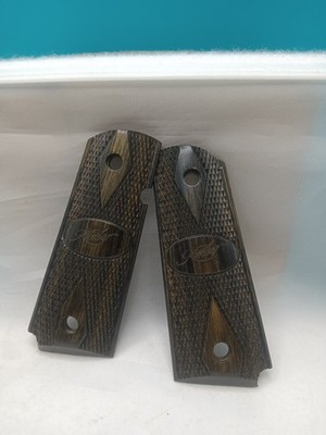 Kimber Double Diamond Checkered Multi Color Laminate Grips Compact 1100210