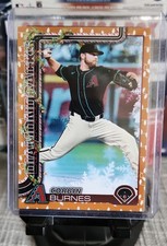 2025 Topps Holiday - Corbin Burnes #H185 Gold Holiday Lights