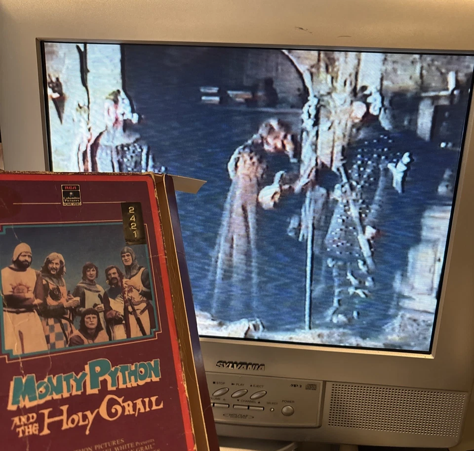 Monty Python & The Holy Grail 1985 1st VHS Release RCA Comedy Ex-Rental Tested - Image 2 of 4