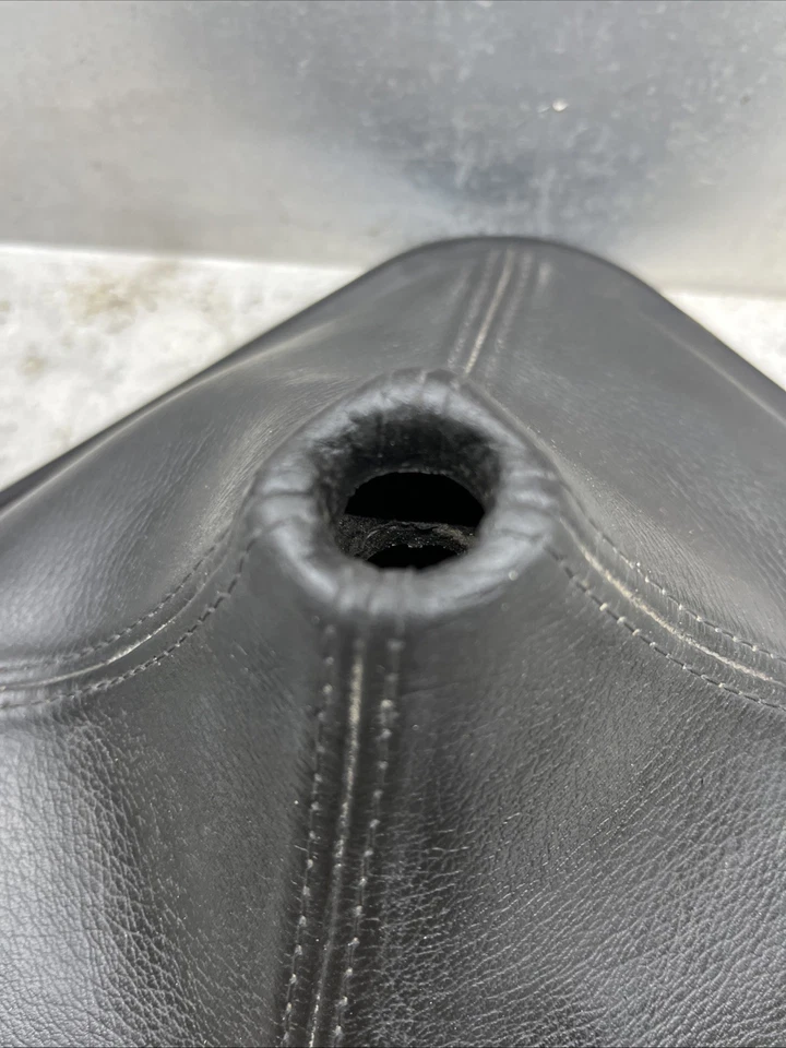 1973-87 Chevy GMC truck SM465 4 speed TRANSMISSION SHIFTER BOOT and metal ring - Image 4 of 4