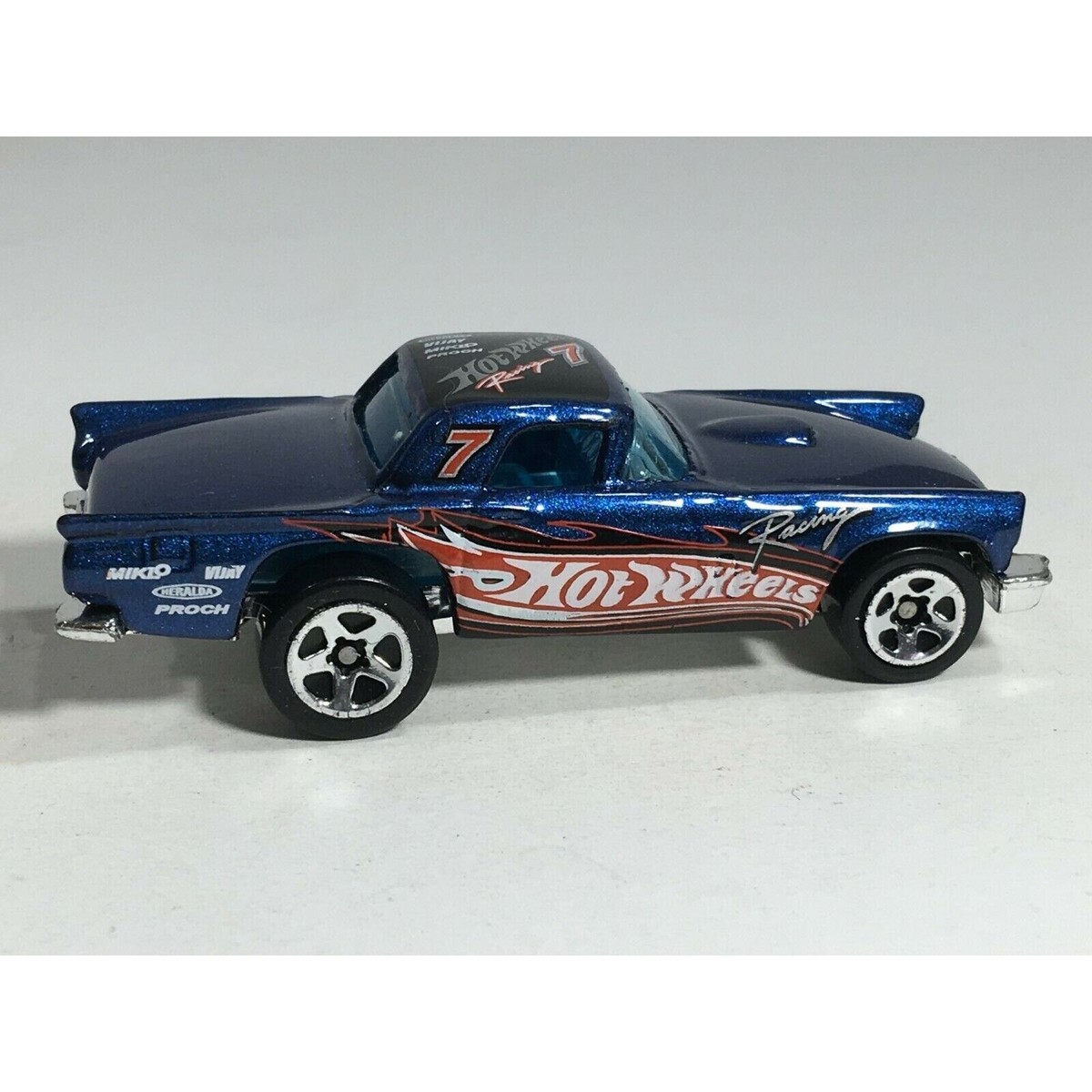 Hot Wheels '57 T-Bird Thunderbird Metalflake Blue 2002 HW