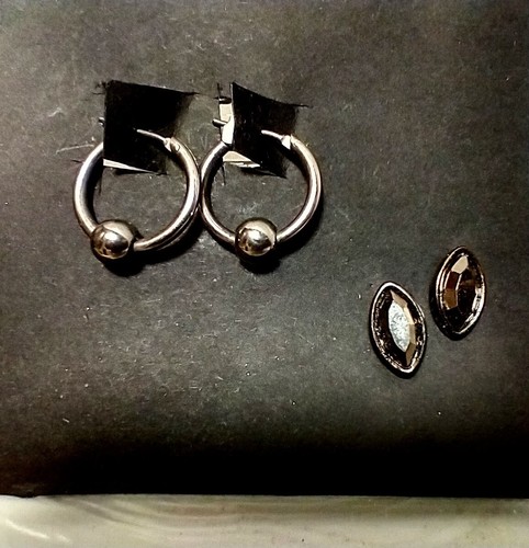 Fashion Jewelry Lot Black and Silver Tone Necklace Bracelet Earrings New Used - Picture 15 of 18