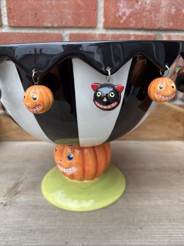 Ponche DEPT 56 Glitterville HALLOWEEN naranja calabazas y gatos negros asustados - Imagen 4 de 19