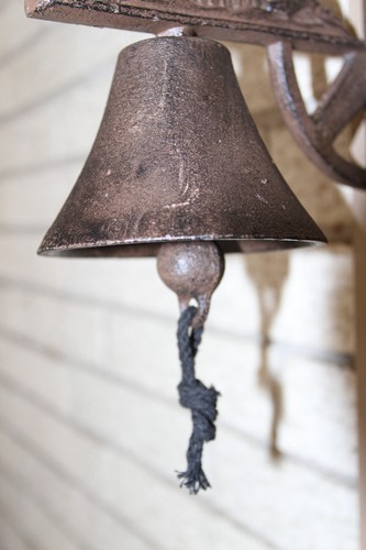 1 BIG FOOT BELL, MYTHICAL CREATURE,DECORATIVE WALL MOUNT BELLS B-97 - Picture 6 of 12