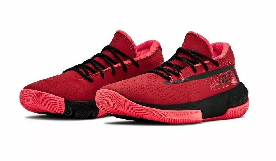 Under Armour UA SC 3ZERO III Curry 3022117 601 Basketball size 5 Y
