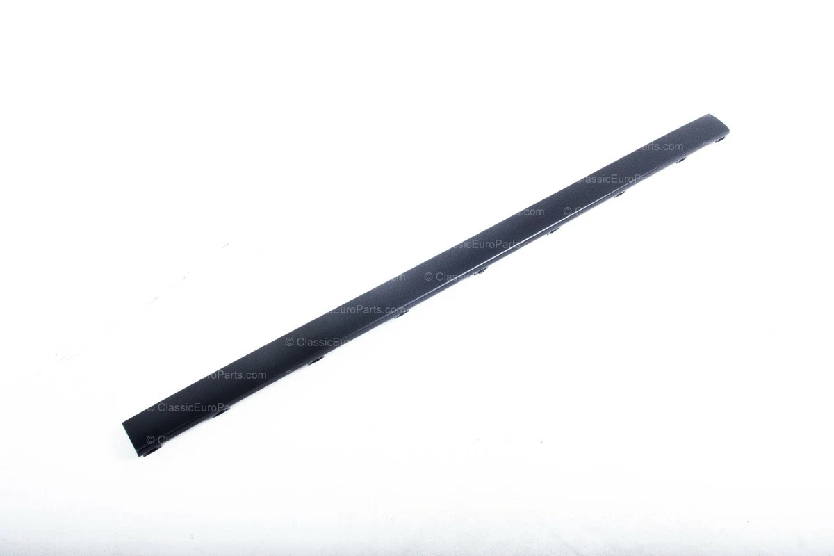BMW E30 EURO REAR BUMPER TRIM Molding late model NFL plastic center 318 320 325