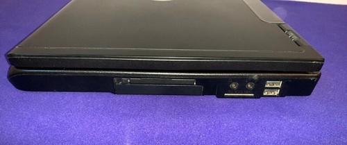 Dell Vostro 1000 Windows XP Retro Gaming Laptop AMD Sempron/1GB RAM/80GB HDD - Afbeelding 10 van 13